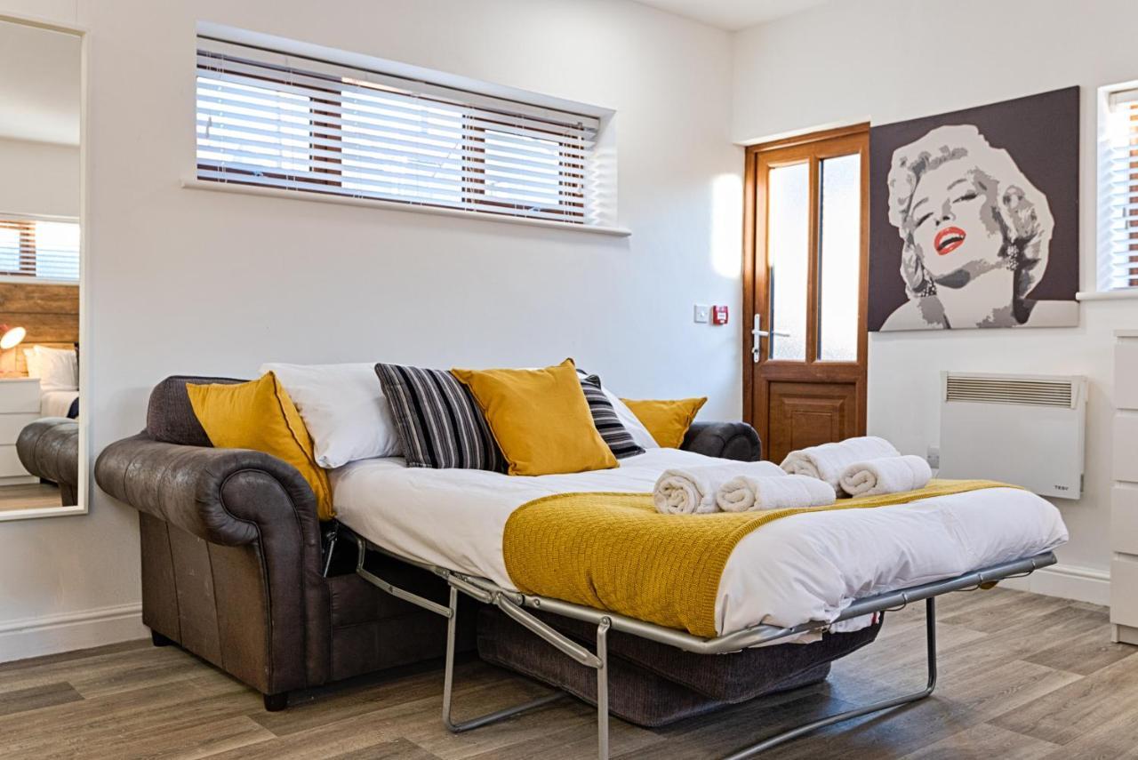 En-Suite, Parking, Fully Equipped Kitchen! Swansea Esterno foto